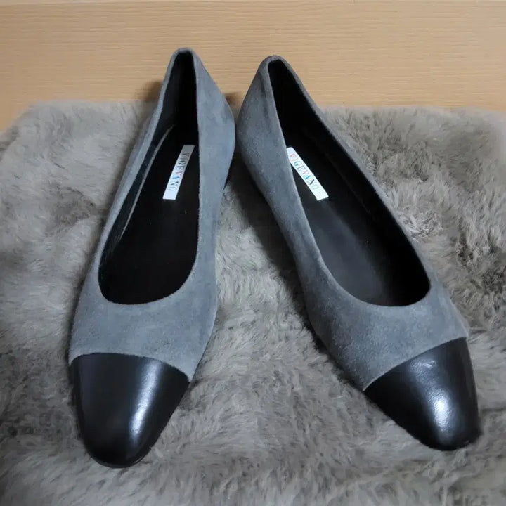 [BUNJANG] Geumgang Jeshuva Suede Leather Kitten Heel Pumps / 새상품 금강 비제바노 스웨이드 가죽 여자 구두 로퍼 펌프스 키튼힐 240
