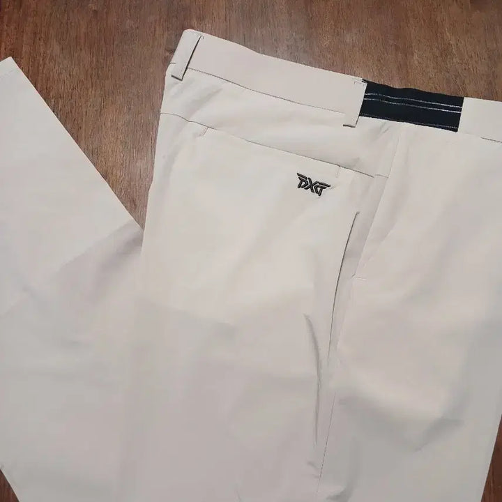[BUNJANG] PXG Golf Pants Beige 36-inch Summer / PXG 골프 바지 베이지 여름용 36인치