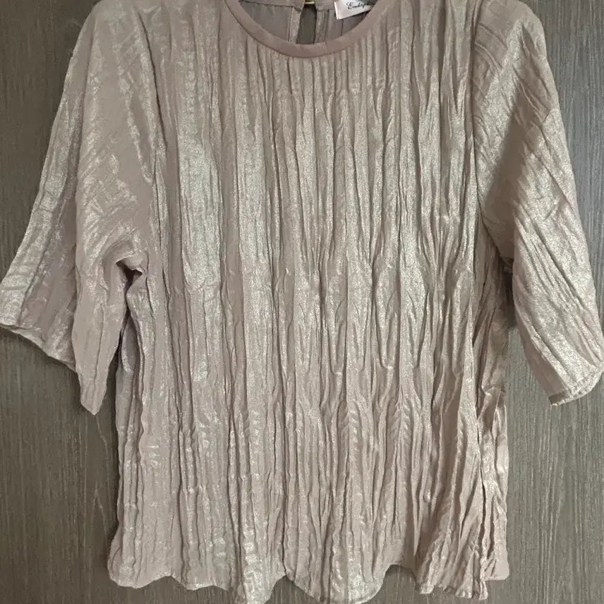 [BUNJANG] Okan Pleated Pearl Blouse - Pink Gold Beige / 오칸 플리츠 펄 핑크골드베이지 블라우스