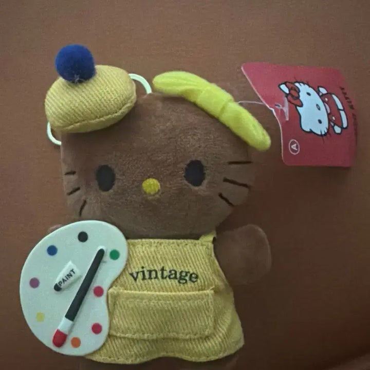 [BUNJANG] Hello Kitty Tanning Artist Mascot Keyring / 태닝 화가 키티 키링, 헬로키티 스타일업 마스코트 키링