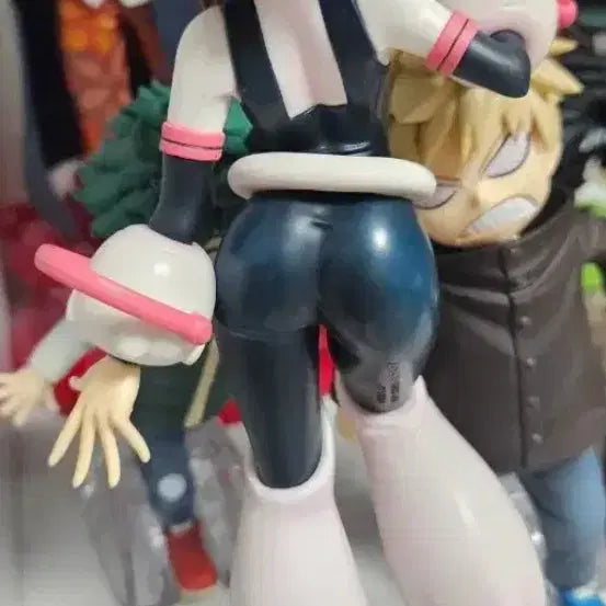 [SOLD OUT] 나의히어로아카데미아 우라라카 피규어 c상