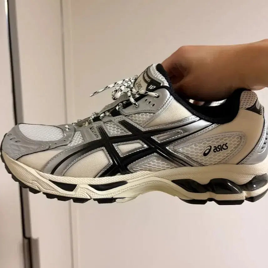 [BUNJANG] ASICS Gel Nimbus 10.1 Cream Black Sneakers / 아식스 젤 님버스 10.1 크림블랙 280