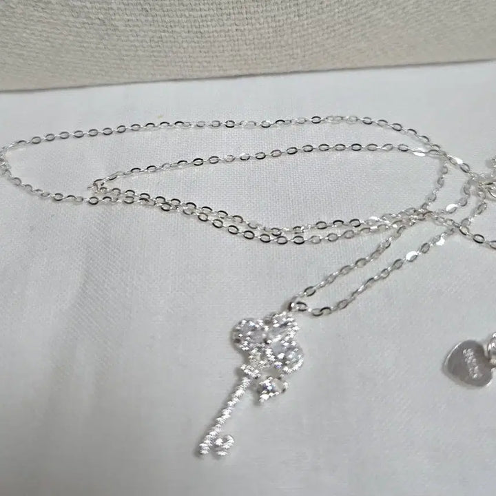 [BUNJANG] Sterling Silver 925 Zircon Key Necklace / 