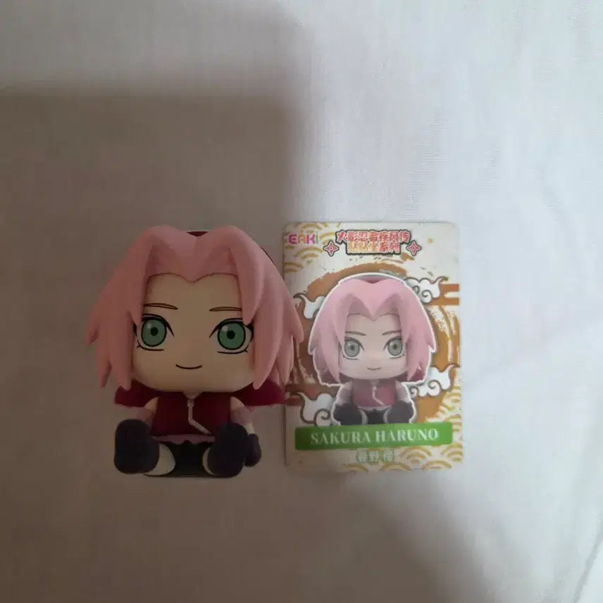 [BUNJANG] Eaki Naruto Sakura Figure Set / eaki나루토 허그시트,eaki 큐트비스트 사쿠라 피규어 세트
