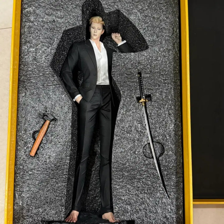 [BUNJANG] Lookism Kim Jun-goo Figure / 외모지상주의 김준구 피규어