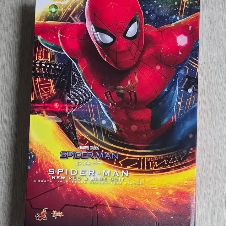 [BUNJANG] Hot Toys Spider-Man (New Red and Blue Suit) / 핫토이 스파이더맨 뉴 레드앤블루