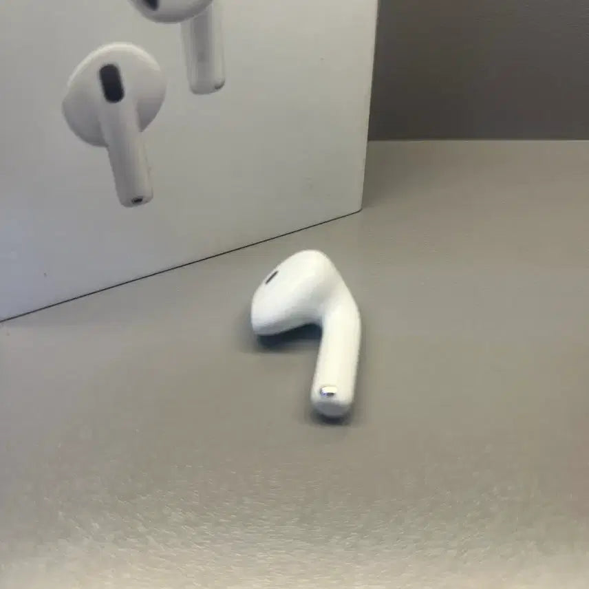 [BUNJANG] Apple AirPods 4th Gen Noise Cancelling Right Unit / 보증있음에어팟 4세대 노캔 오른쪽 유닛