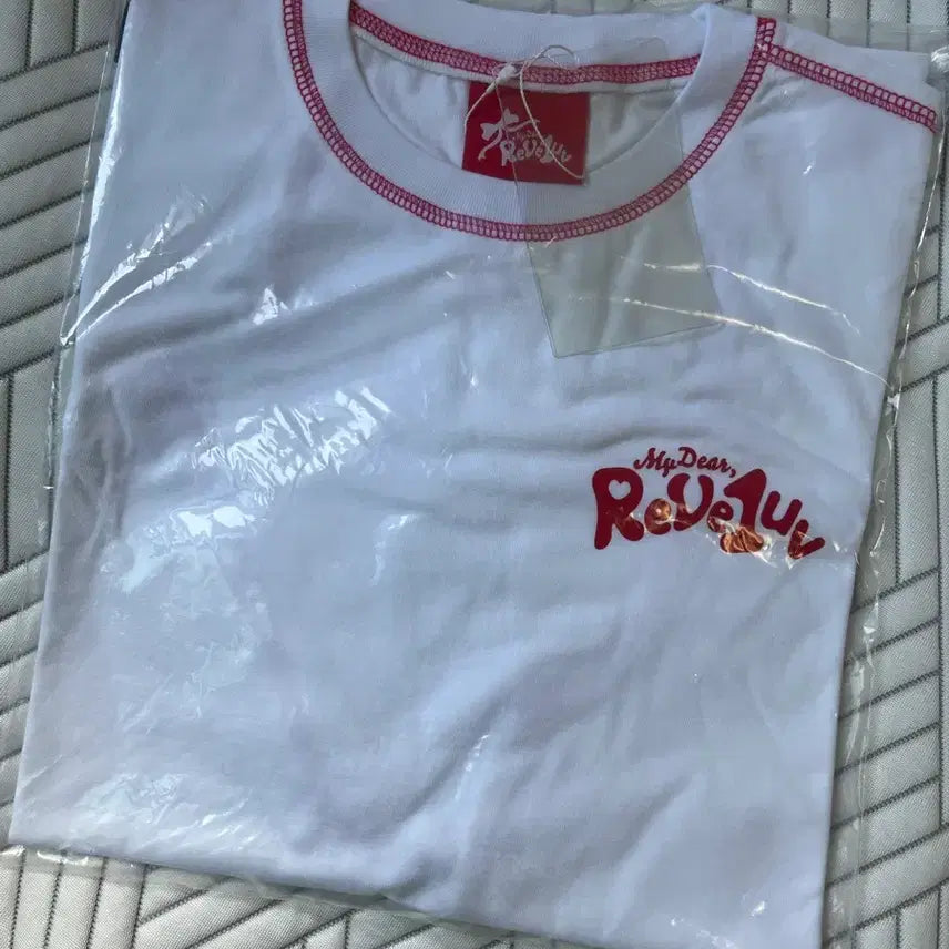 [BUNJANG] Red Velvet 2024 Fancon MD T-Shirt / 레드벨벳 팬콘서트 MD 티셔츠 양도