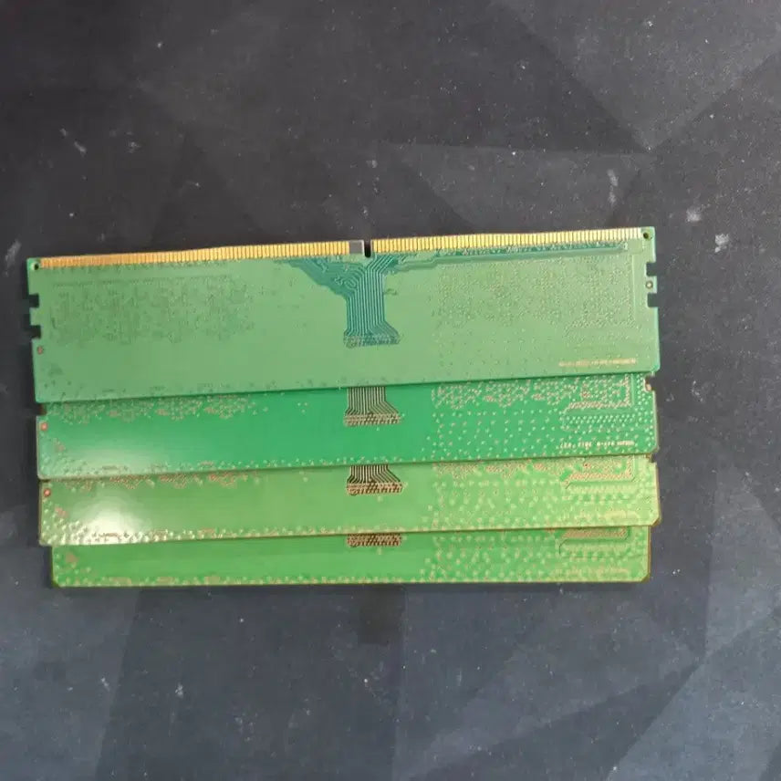 [BUNJANG] Samsung DDR4 PC4-2666V 8GB RAM Module / 삼성 DDR4 PC4-2666V 8GB 램 팝니다.