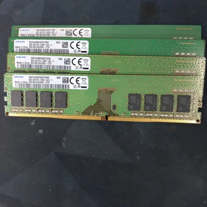 [BUNJANG] Samsung DDR4 PC4-2666V 8GB RAM Module / 삼성 DDR4 PC4-2666V 8GB 램 팝니다.
