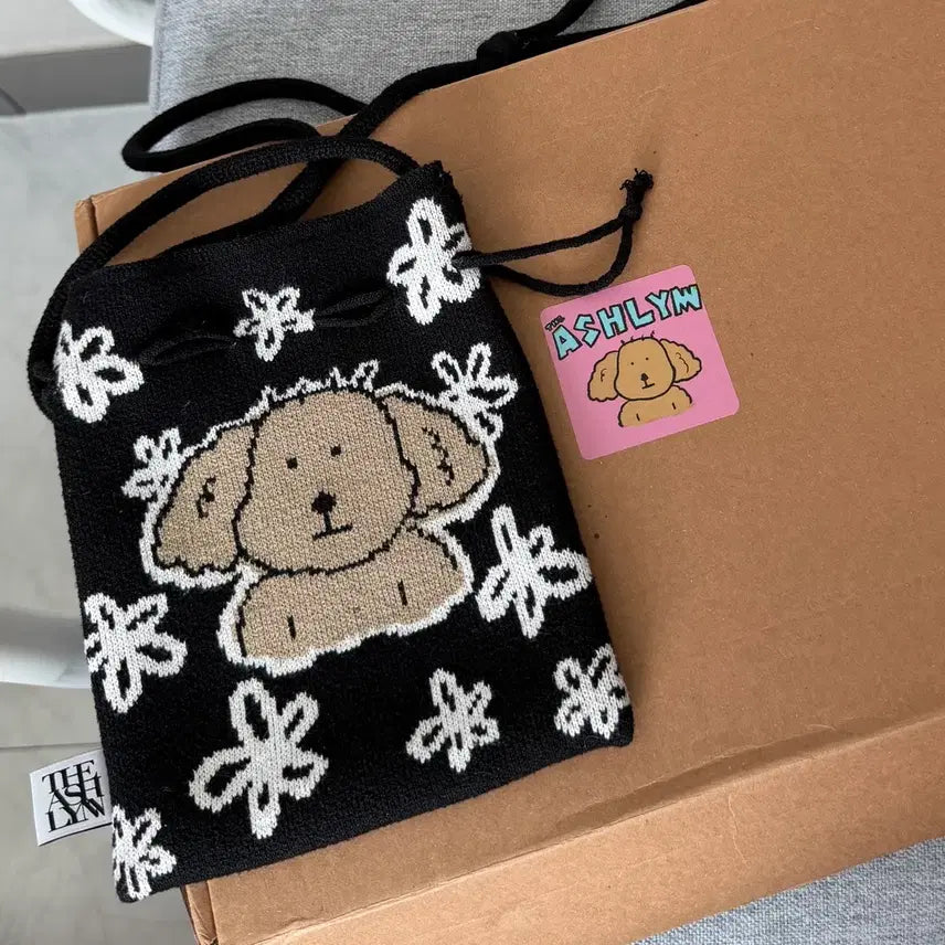 [BUNJANG] The Ashlyn Knit Crossbody Bag / 더애쉴린 니트 크로스백