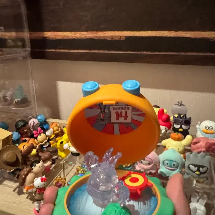 [BUNJANG] Pop Mart Spongebob Krabby Patty (Mr. Krabs) Figure Sealed / 미개봉) 팝마트 게살버거(집게사장) 판매 교환도 가능해요