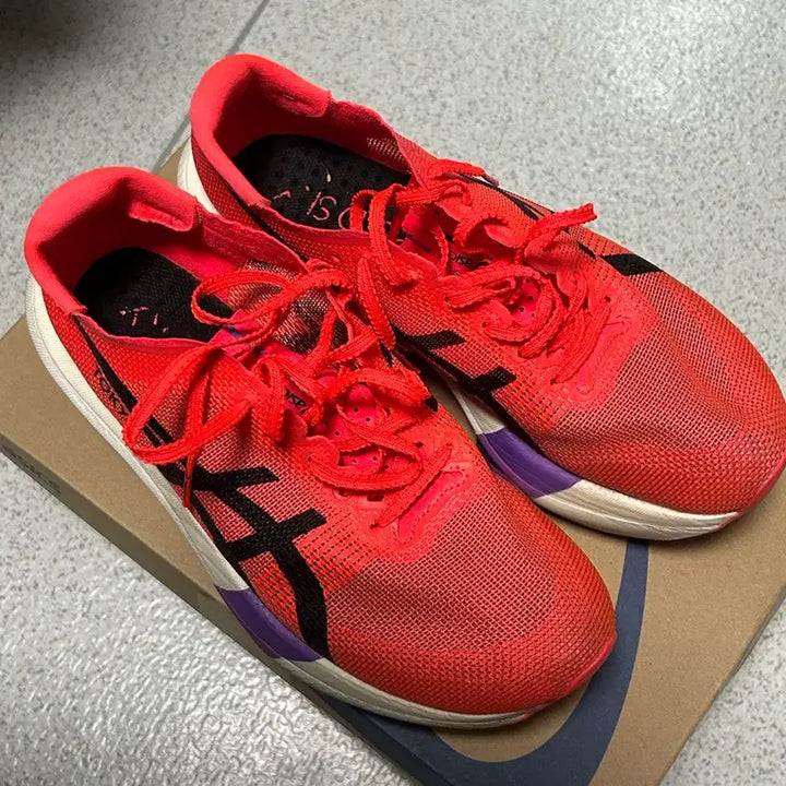 [BUNJANG] Asics Metaspeed Sky Tokyo Running Shoes / 아식스 메타스피드 스카이 도쿄 250