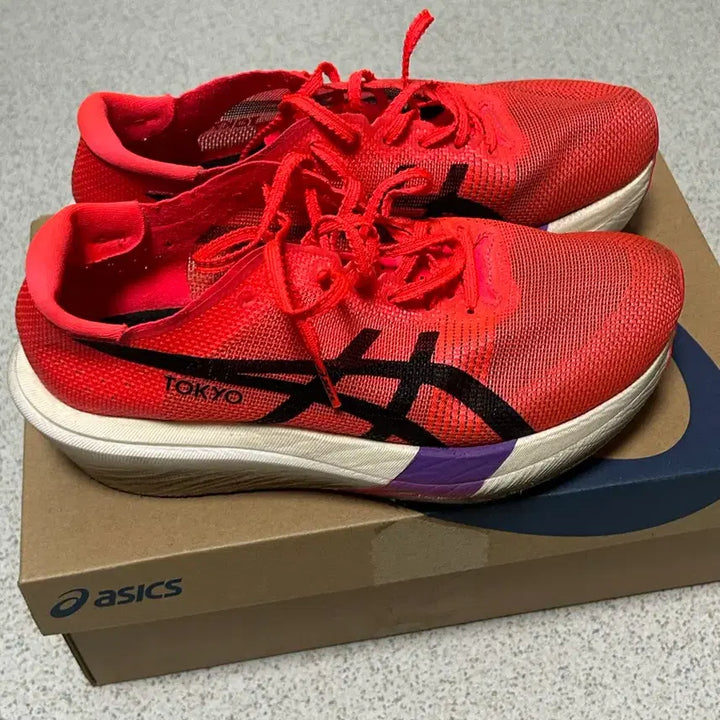 [BUNJANG] Asics Metaspeed Sky Tokyo Running Shoes / 아식스 메타스피드 스카이 도쿄 250
