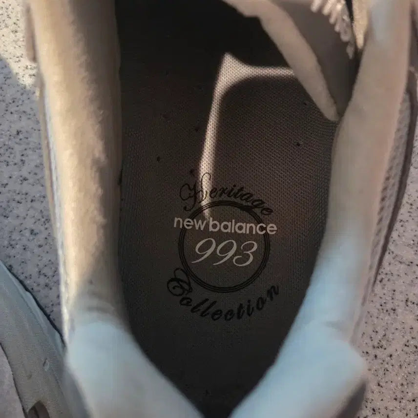 [BUNJANG] New Balance 993 Suede Mesh Grey Sneakers / 뉴발란스 993 d스탠다드