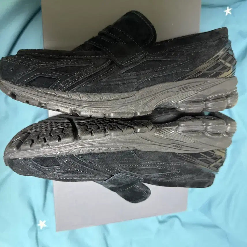 [SOLD OUT] 뉴발란스 1906L 블랙 블랙 시멘트 팝니다