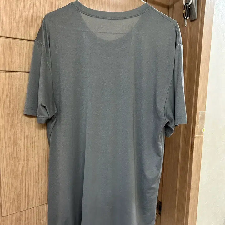 [BUNJANG] Eider Functional Ice Short-Sleeve T-Shirt XL (105) / 아이더 그레이 기능성 아이스반팔티 xl 105