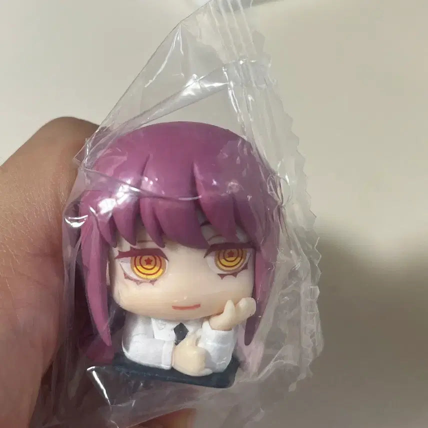 [BUNJANG] Chainsaw Man Makima Onemutan Figure / 급처) 체인소맨 마키마 가챠 굿즈 오네무탄