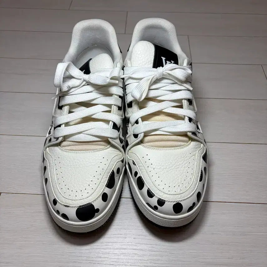 [BUNJANG] Louis Vuitton Yayoi Kusama Trainer Sneakers / 루이비통  쿠사마야요이 트레이너 스니커즈 신발