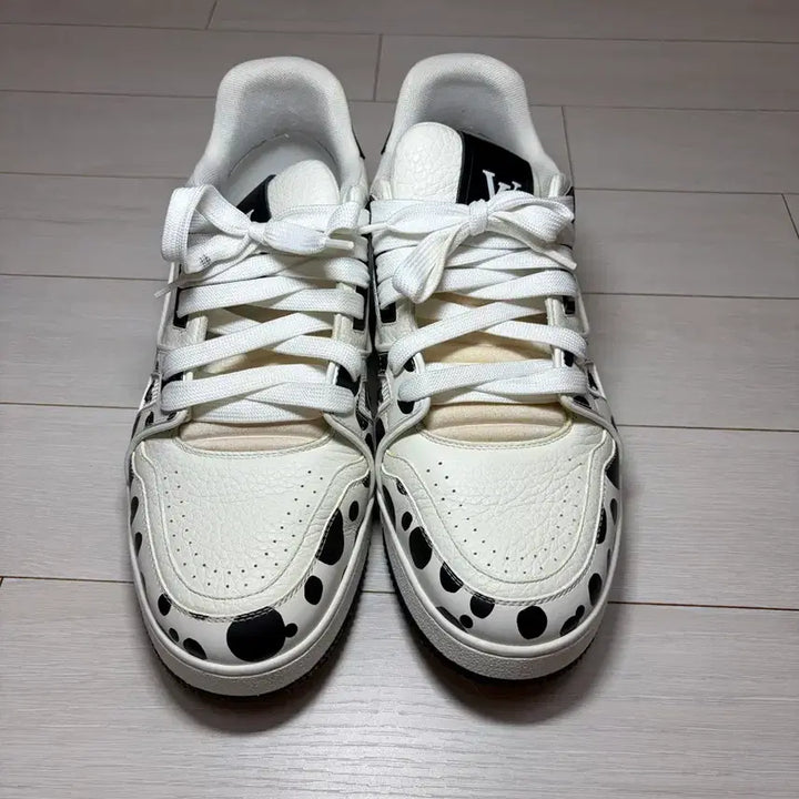 [BUNJANG] Louis Vuitton Yayoi Kusama Trainer Sneakers / 루이비통  쿠사마야요이 트레이너 스니커즈 신발