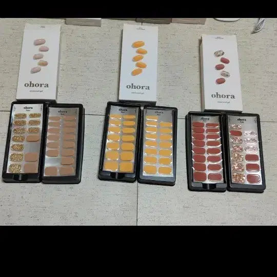 [BUNJANG] Ohora Gel Nail &amp; Pedicure Kit with Lamp / 오호라 젤네일, 패디, 램프 포함 일괄판매