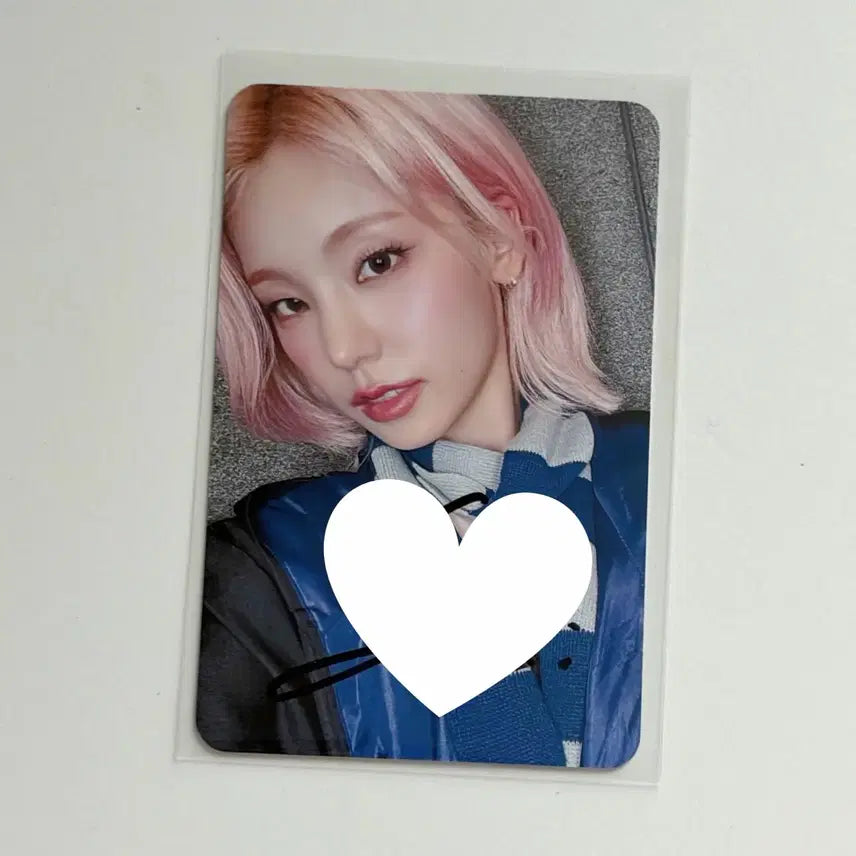 [BUNJANG] ITZY Yeji MOTTO Signed Photocard (Harry Potter Ver.) / ITZY 있지 모토 moto 예지 yeji 메이크스타 당첨 싸인 포카