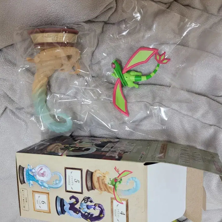 [BUNJANG] Pokemon Re-Ment Swing Vignette Flygon Figure Diorama / 포켓몬 리멘트 스윙비네트 플라이곤 피규어 디오라마 포켓몬스터 굿즈