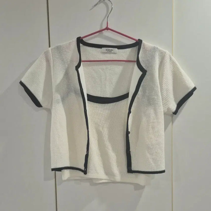 [SOLD OUT] 시스티나 라인 슬리브리스 반팔 가디건 셋업