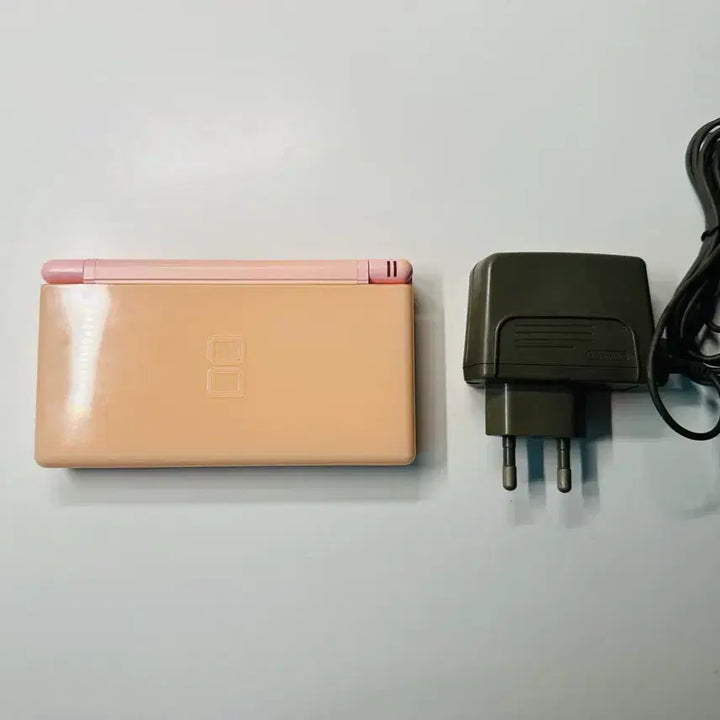 [BUNJANG] Nintendo DS Lite DSL Noble Pink (Japan Import) with Official Charger / 닌텐도 DS Lite DSL 노블 핑크 일판 + 정품충전기 판매(3DS)