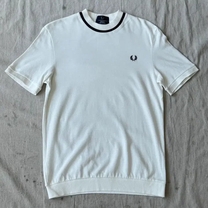 [BUNJANG] Fred Perry Round Cotton T-Shirt / 프레드페리 라운드 코튼 반팔 M