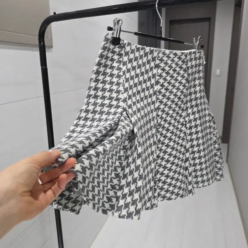 [BUNJANG] DUEL Houndcheck Pleated Short Skirt / 듀엘 하운드체크 맞주름 숏스커트