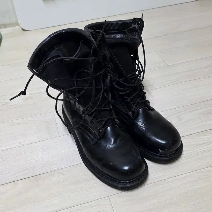[BUNJANG] Vintage Military Combat Boots (Size 260mm EEE) / 20년 넘은 상태좋은 전투화 260미리EEE 사이즈팝니다