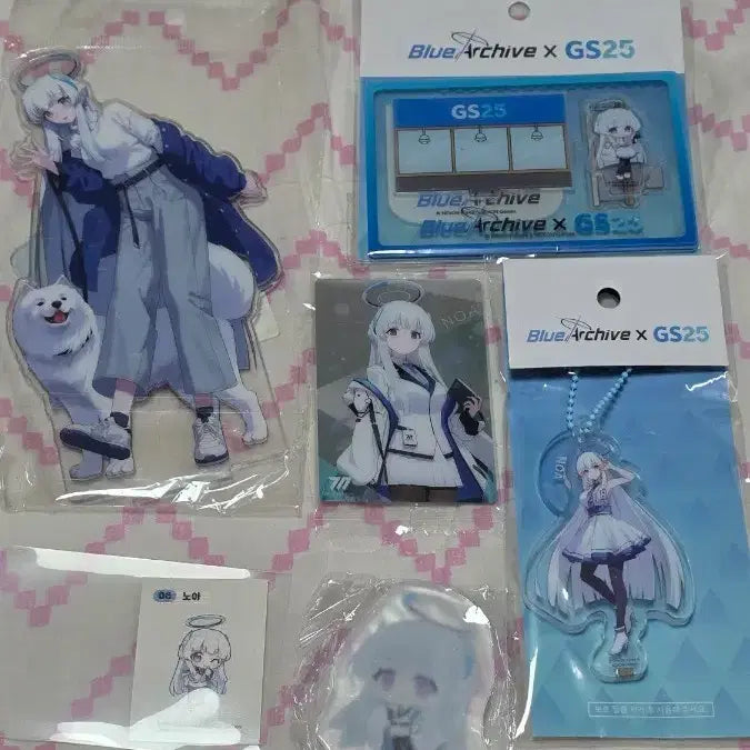 [SOLD OUT] 블루아카이브 GS25 노아 아크릴 포토카드 키링 띠부씰 코롯토