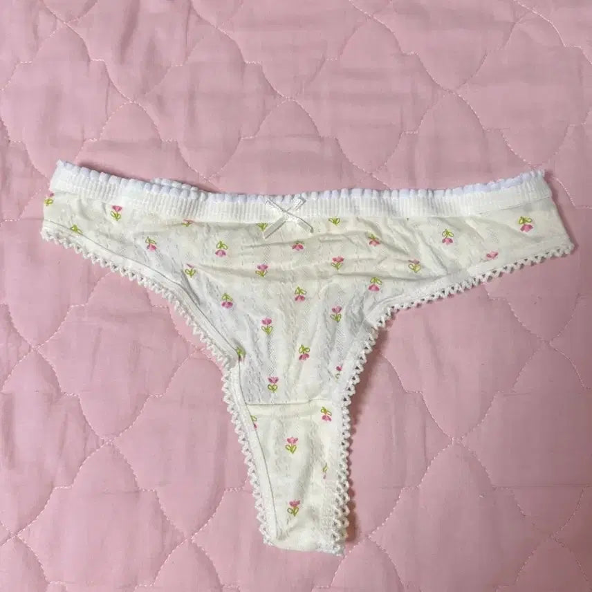 [BUNJANG] Floral Dot T-Panty / (지퍼백 밀봉) 플로럴 도트 티팬티