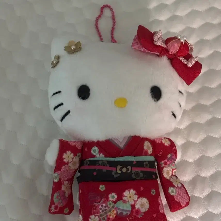 [BUNJANG] Sanrio Hello Kitty Kimono Plush / 키티 솜인형 기모노 복장