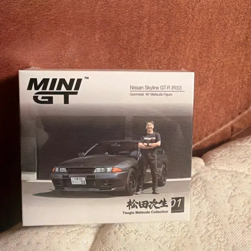[SOLD OUT] 미니지티869 1:64 닛산 스카이라인 GTR R32 한정판