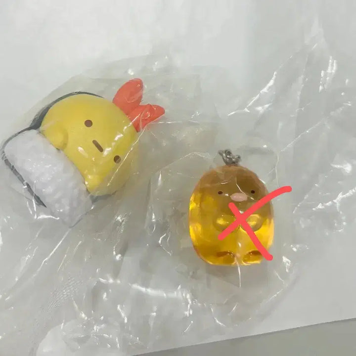[BUNJANG] Sumikko Gurashi Sushi Gachapon Capsule Toy / 스밋코구라시 스시 초밥 가챠&amp; 메지루시