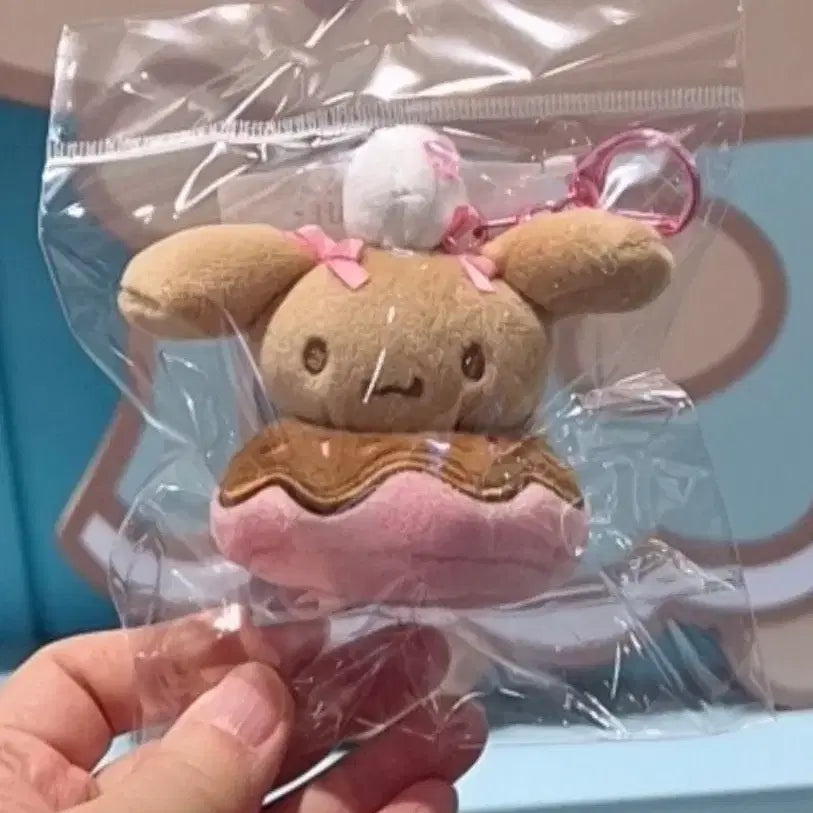 [SOLD OUT] 산리오 시나모롤 스위트카페 모카 도넛 인형 키링 도너츠