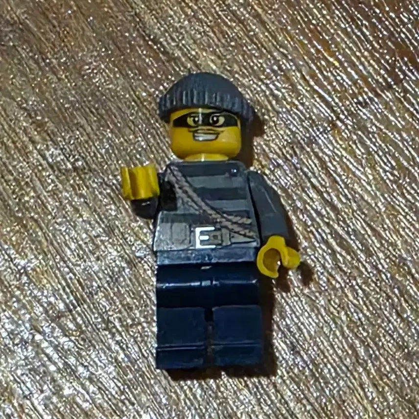 [BUNJANG] LEGO 60007 Minifigure Thief / 레고 60007 미니피규어 도둑