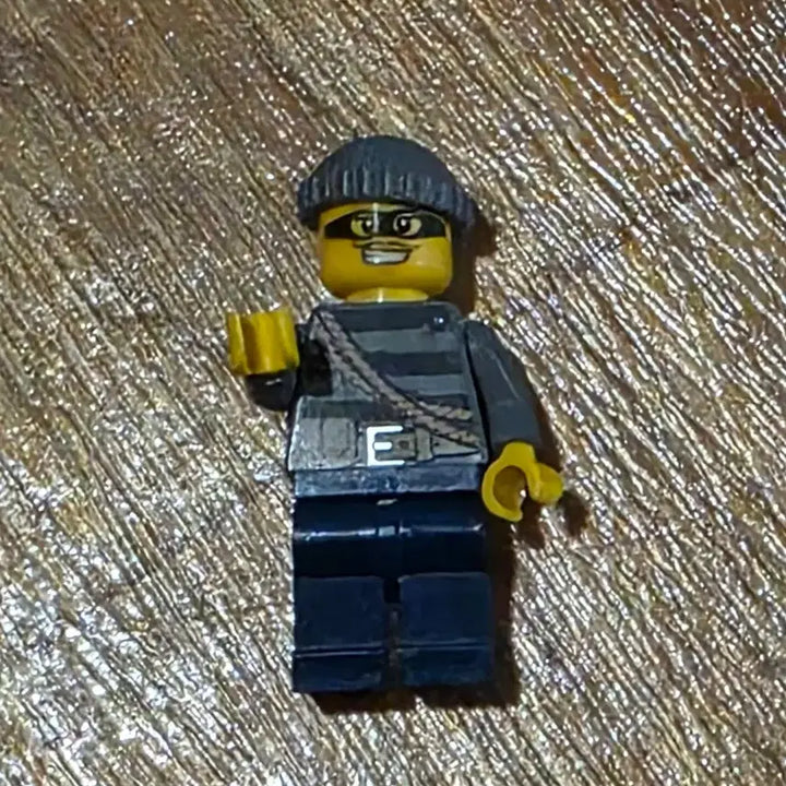 [BUNJANG] LEGO 60007 Minifigure Thief / 레고 60007 미니피규어 도둑