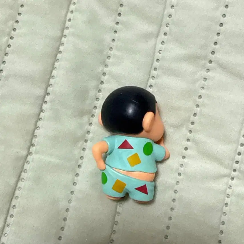 [BUNJANG] Shin-chan Yawning and Scratching Butt Figure / 하품하면서 엉덩이 긁는 짱구 피규어