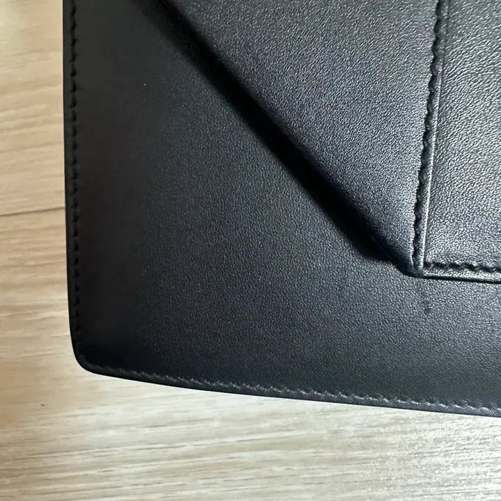 [BUNJANG] Saint Laurent Betty Chain Crossbody Bag / 생로랑 체인 베티백 크로스백