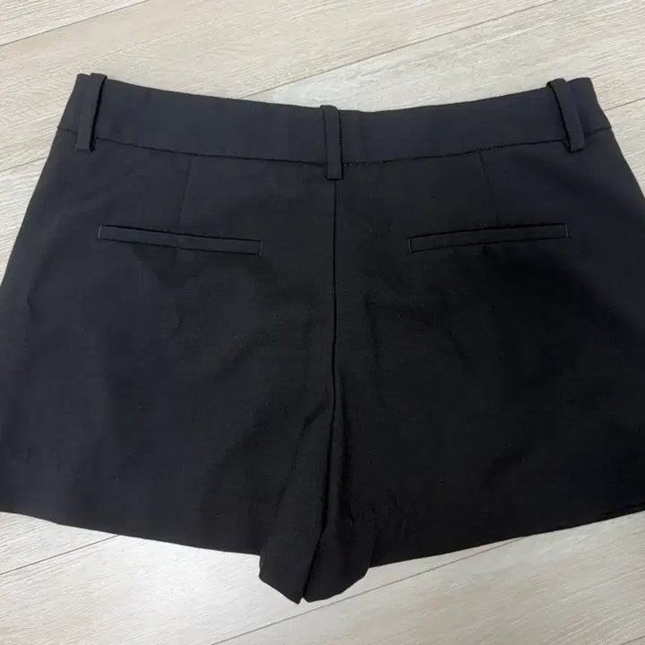 [SOLD OUT] 자라 치마바지 슬랙스 치마 반바지 L