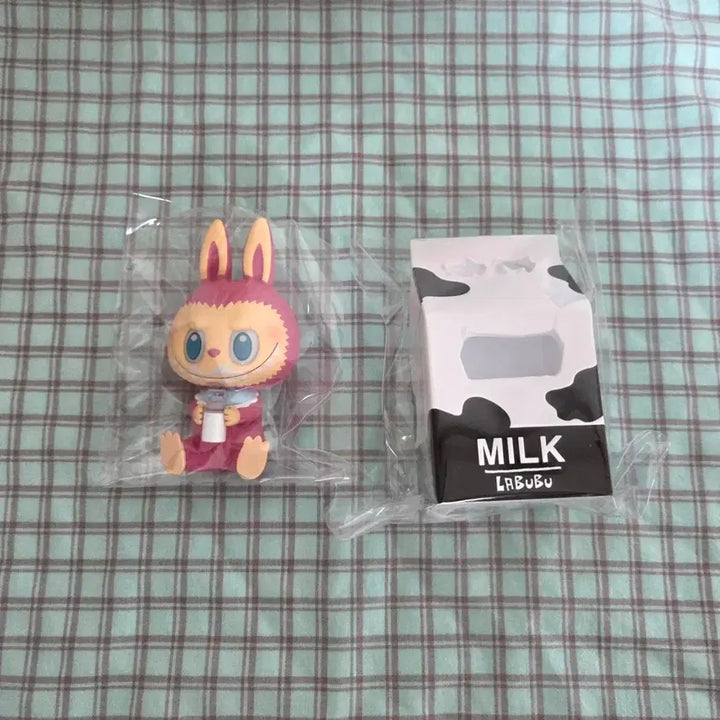 [BUNJANG] Pop Mart Labubu Suspicious Convenience Store Figure / 팝마트 라부부 수상한 편의점 피규어