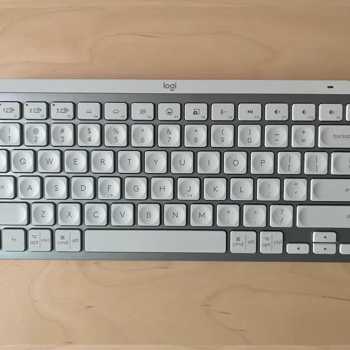 [BUNJANG] Logitech MX Keys Mini Keyboard (English Layout, Logi Bolt Receiver) / 로지텍 MX Keys mini 키보드 영문, 로지볼트 수신기