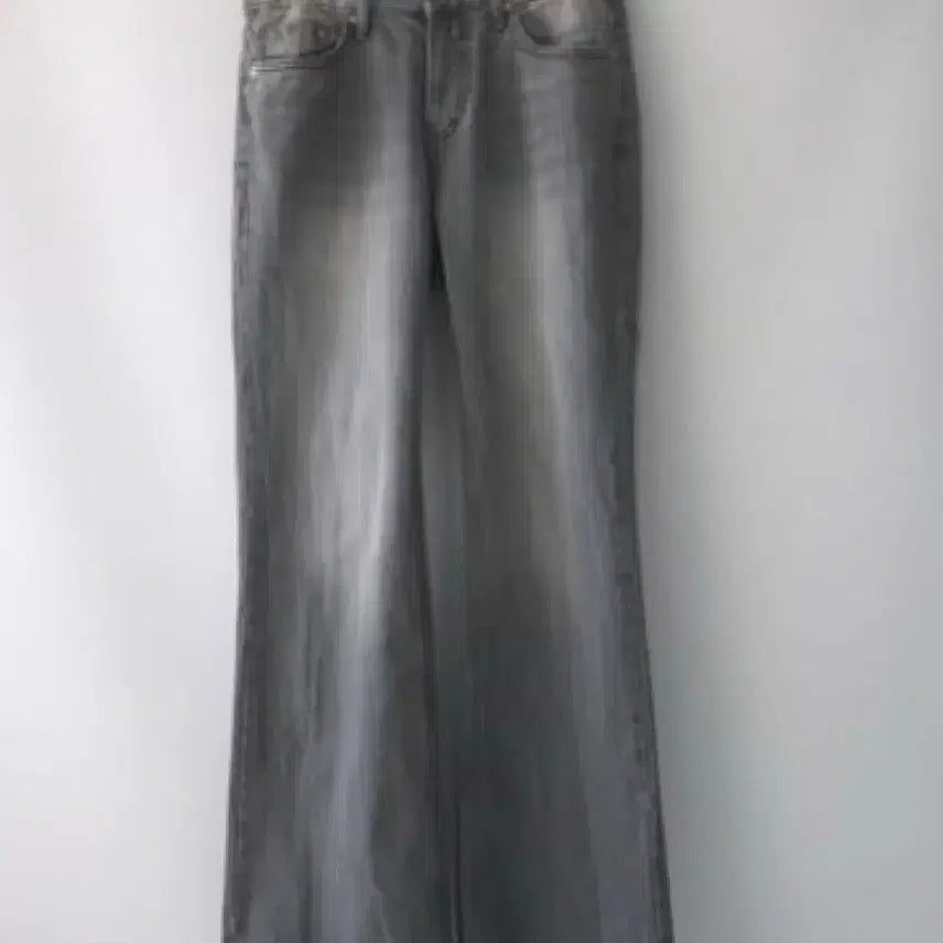 [BUNJANG] Kieira Bootcut Jeans / 키이라 부츠컷 청바지