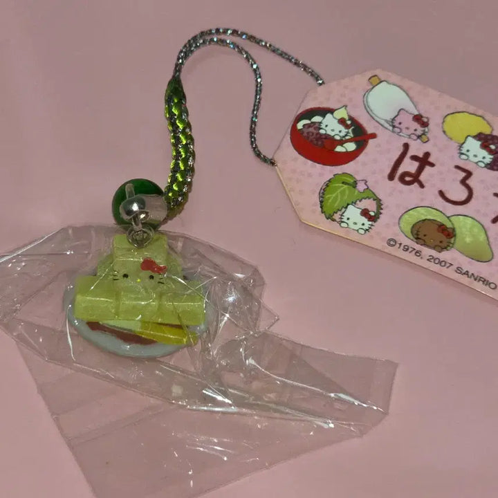 [BUNJANG] Vintage Hello Kitty Wagashi Yokan Strap Charm / 고전 키티스트랩 화과자 양갱
