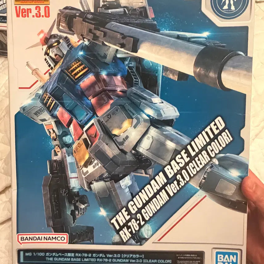 [BUNJANG] Bandai Gundam MG RX-78-2 Ver.Ka Clear Exclusive Model Kit / 반다이 건프라 MG 퍼스트건담 클리어 건베한정판