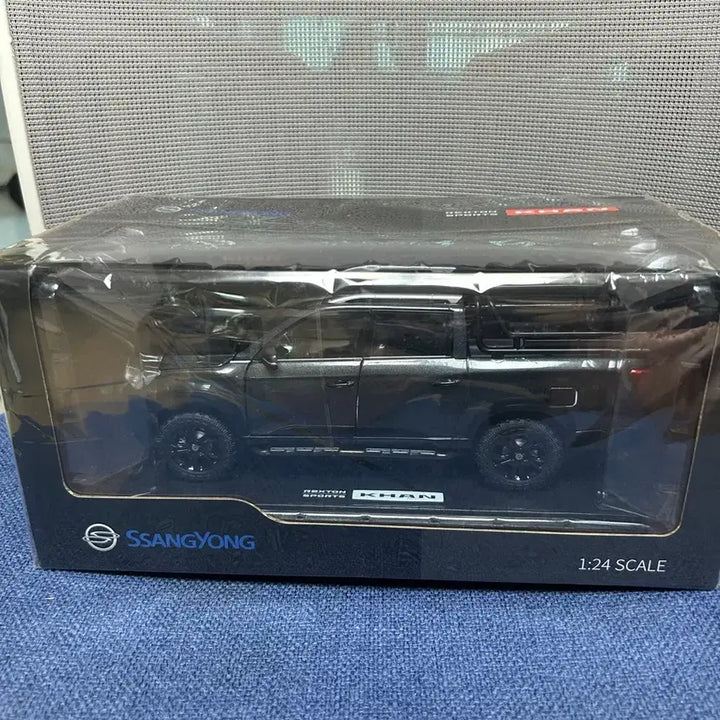 [BUNJANG] SsangYong Rexton Sports Kahn 1:24 Scale Miniature / 씽용 렉스턴 스포츠칸 미니카/미니어처