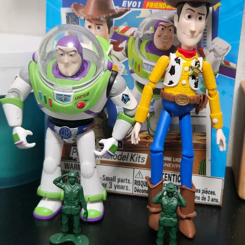 [BUNJANG] Blocki Toy Story Woody Buzz Figure Set / 블로키] 토이스토리 우디 버즈 피규어 세트